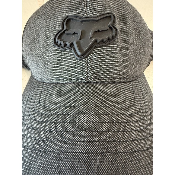 Fox Racing Black On Black Flexfit Size S/M Hat - Picture 1 of 10